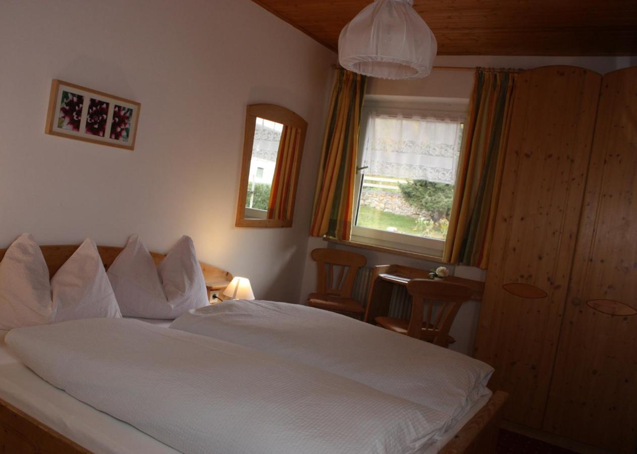 Reiterhof Edelweiss Hotel Jenesien Eksteriør billede